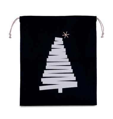 COTTON BAG WITH CHRISTMAS TREE DESIGN AND DRAWCORD CLOSURE.