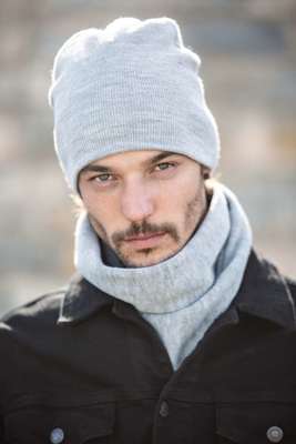 KNITTED BEANIE
