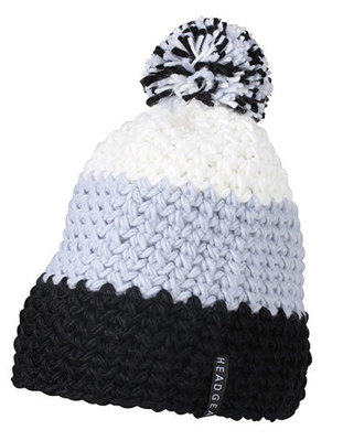 Crocheted Cap with Pompon